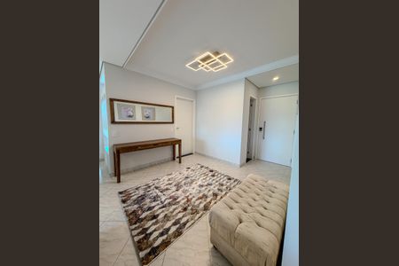 Apartamento à venda com 170m², 3 quartos e 4 vagas Apartamento à venda com 170m², 3 quartos e 4 vagasSala