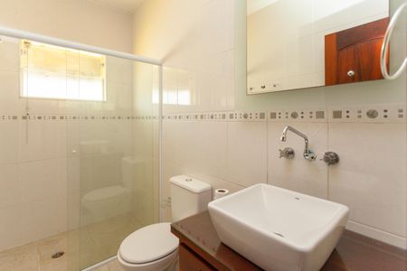 Casa para alugar com 198m², 4 quartos e 3 vagasBanheiro