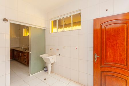 Casa para alugar com 198m², 4 quartos e 3 vagasÁrea de Serviço