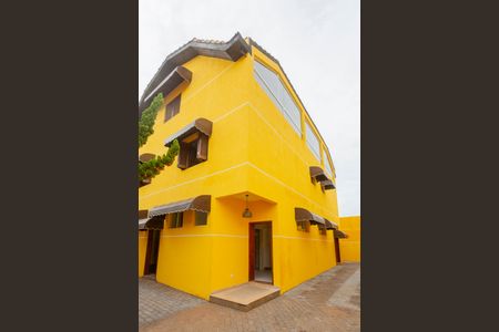 Casa para alugar com 198m², 4 quartos e 3 vagasQuintal