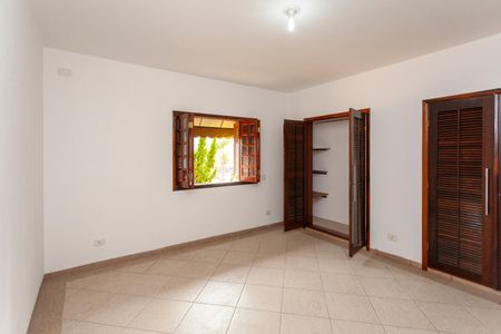 Casa para alugar com 198m², 4 quartos e 3 vagasQuarto Suíte