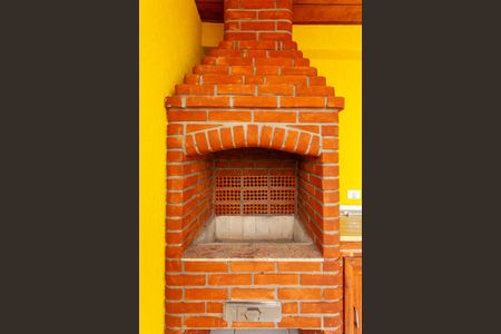 Casa para alugar com 198m², 4 quartos e 3 vagasChurrasqueira