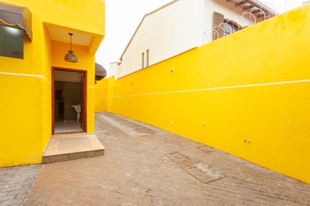 Casa para alugar com 198m², 4 quartos e 3 vagasQuintal