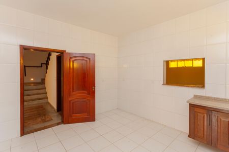 Casa para alugar com 198m², 4 quartos e 3 vagasCozinha