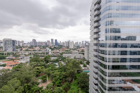 Apartamento à venda com 107m², 2 quartos e 2 vagasVista da Suíte 2