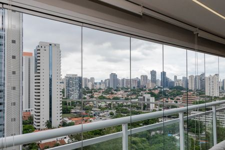 Apartamento à venda com 107m², 2 quartos e 2 vagasVaranda