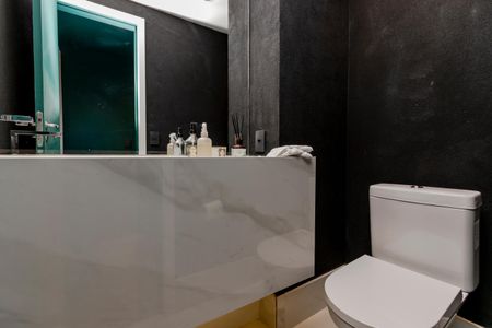 Apartamento à venda com 107m², 2 quartos e 2 vagasLavabo