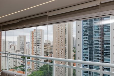 Apartamento à venda com 107m², 2 quartos e 2 vagasVaranda