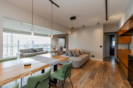 Apartamento à venda com 107m², 2 quartos e 2 vagasSala