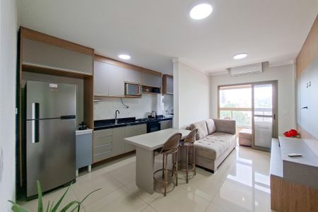 Sala de apartamento para alugar com 2 quartos, 63m² em Boqueirão, Praia Grande