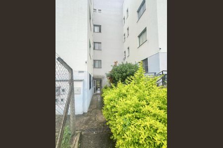 Apartamento à venda com 50m², 2 quartos e 1 vaga Apartamento à venda com 50m², 2 quartos e 1 vagaEntrada