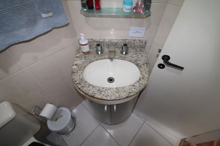 Apartamento à venda com 72m², 3 quartos e 1 vagaBanheiro