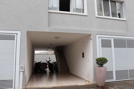 Casa de condomínio à venda com 110m², 2 quartos e 3 vagasFachada da casa