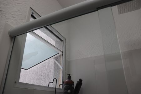 Casa de condomínio à venda com 110m², 2 quartos e 3 vagasBanheiro da Suíte 2