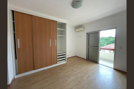 Casa de condomínio para alugar com 450m², 3 quartos e 3 vagasSuíte 3