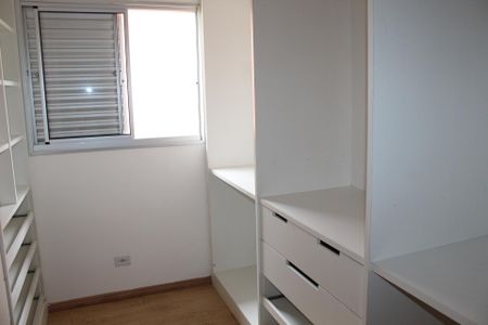 Casa de condomínio para alugar com 450m², 3 quartos e 3 vagasCloset da suíte 2