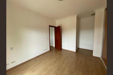 Casa de condomínio para alugar com 450m², 3 quartos e 3 vagasSuíte 3