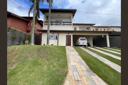 Casa de condomínio para alugar com 450m², 3 quartos e 3 vagasEntrada