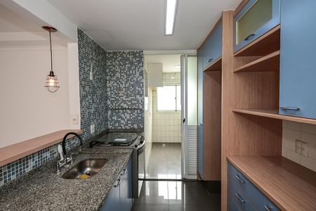 Apartamento para alugar com 62m², 2 quartos e 2 vagasCozinha