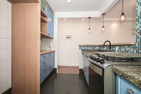 Apartamento para alugar com 62m², 2 quartos e 2 vagasCozinha