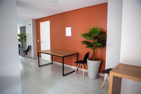Apartamento para alugar com 38m², 2 quartos e sem vaga Apartamento para alugar com 38m², 2 quartos e sem vagaÁrea comum - Salão de festas