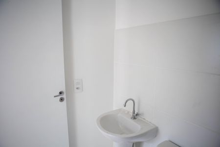 Apartamento para alugar com 38m², 2 quartos e sem vaga Apartamento para alugar com 38m², 2 quartos e sem vagaBanheiro Social - Pia