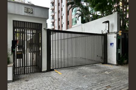 Apartamento para alugar com 280m², 4 quartos e 2 vagasFachada