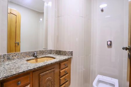 Apartamento para alugar com 280m², 4 quartos e 2 vagasLavabo