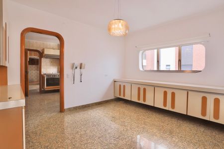 Apartamento para alugar com 280m², 4 quartos e 2 vagasCopa