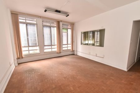 Sala de apartamento à venda com 2 quartos, 115m² em Sé, São Paulo