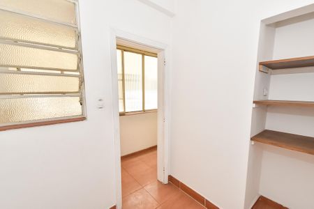 Apartamento para alugar com 115m², 2 quartos e sem vagaQuarto de serviço