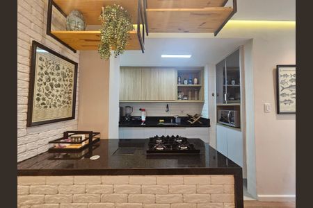 Apartamento para alugar com 106m², 2 quartos e 2 vagasCozinha