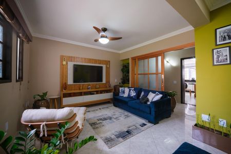 Sala de casa de condomínio à venda com 5 quartos, 257m² em Maracanã, Rio de Janeiro