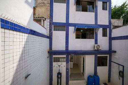Casa de condomínio à venda com 257m², 5 quartos e 2 vagas Casa de condomínio à venda com 257m², 5 quartos e 2 vagasQuarto Suite 1 Varanda Vista
