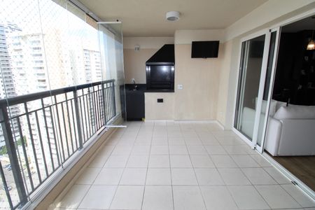 Apartamento para alugar com 116m², 3 quartos e 2 vagasSacada