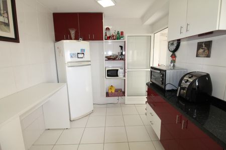 Apartamento para alugar com 116m², 3 quartos e 2 vagasCozinha