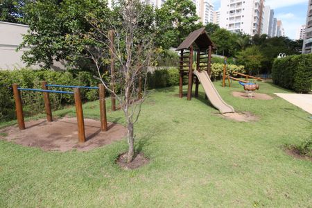 Apartamento para alugar com 116m², 3 quartos e 2 vagasÁrea comum - Playground