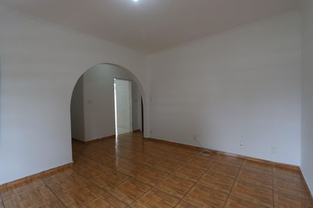 Apartamento para alugar com 70m², 2 quartos e sem vagaSala