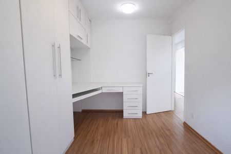 Quarto 1 de apartamento para alugar com 2 quartos, 48m² em Recanto das Rosas, Osasco