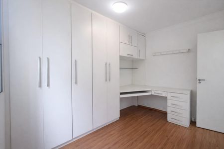 Quarto 1 de apartamento para alugar com 2 quartos, 48m² em Recanto das Rosas, Osasco