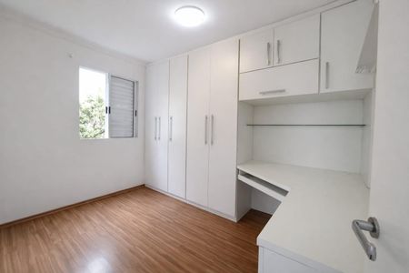 Quarto 1 de apartamento para alugar com 2 quartos, 48m² em Recanto das Rosas, Osasco