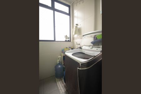 Apartamento para alugar com 56m², 2 quartos e 1 vaga Apartamento para alugar com 56m², 2 quartos e 1 vagaCozinha e Área de Serviço