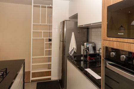 Apartamento à venda com 80m², 2 quartos e 2 vagasCozinha e Área de Serviço