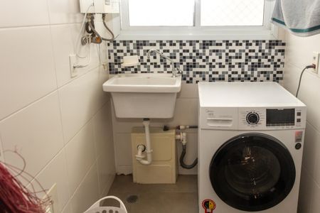 Apartamento à venda com 80m², 2 quartos e 2 vagasCozinha e Área de Serviço