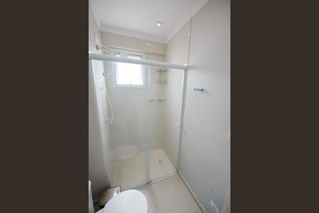 Banheiro de apartamento para alugar com 1 quarto, 31m² em Centro, Taubaté