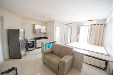 Sala/Quarto de apartamento para alugar com 1 quarto, 31m² em Centro, Taubaté