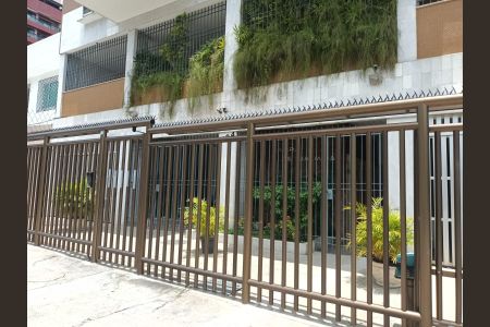 Apartamento à venda com 130m², 3 quartos e 2 vagas Apartamento à venda com 130m², 3 quartos e 2 vagasFachada