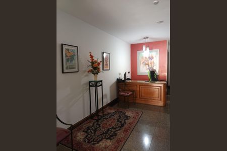 Apartamento à venda com 130m², 3 quartos e 2 vagas Apartamento à venda com 130m², 3 quartos e 2 vagasPortaria