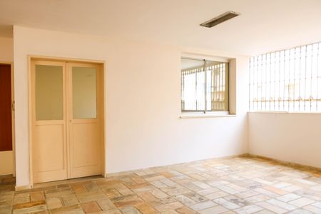 Apartamento à venda com 130m², 3 quartos e 2 vagas Apartamento à venda com 130m², 3 quartos e 2 vagasÁrea comum - Salão de festas
