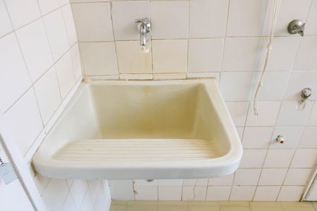 Apartamento à venda com 130m², 3 quartos e 2 vagas Apartamento à venda com 130m², 3 quartos e 2 vagasÁrea de Serviço